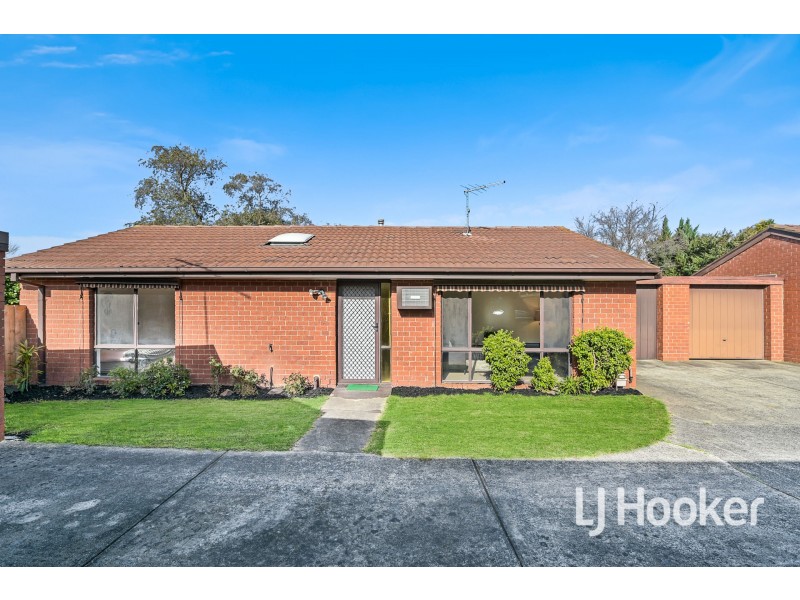 3/2 Tania Court, Pakenham VIC 3810