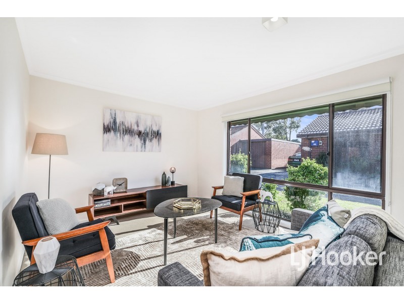 3/2 Tania Court, Pakenham VIC 3810