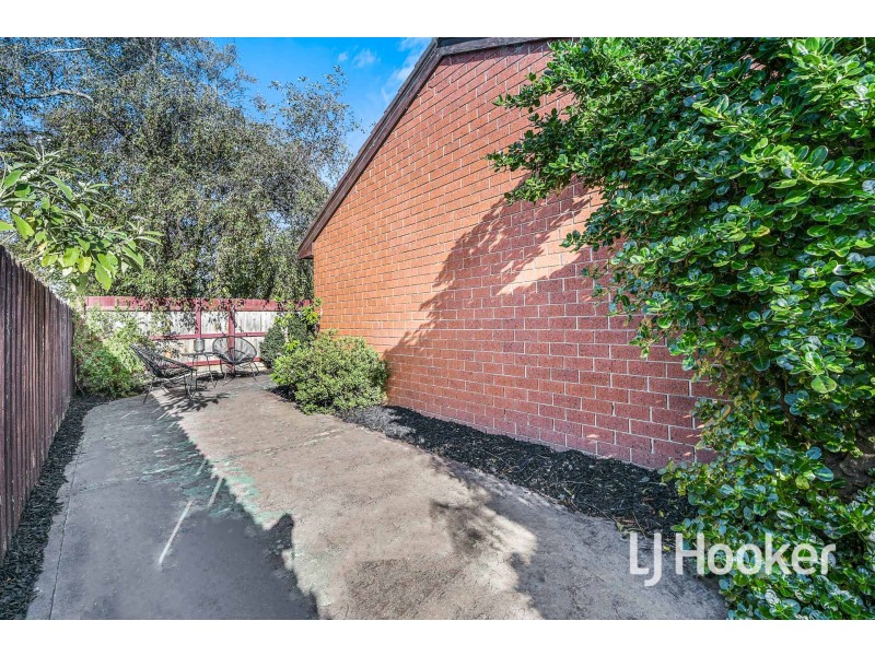 3/2 Tania Court, Pakenham VIC 3810