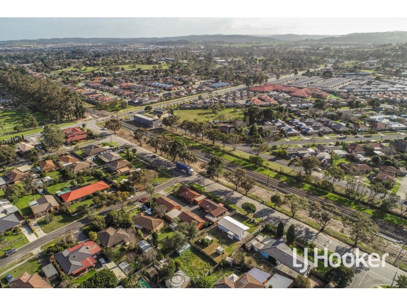 3/2 Tania Court, Pakenham VIC 3810