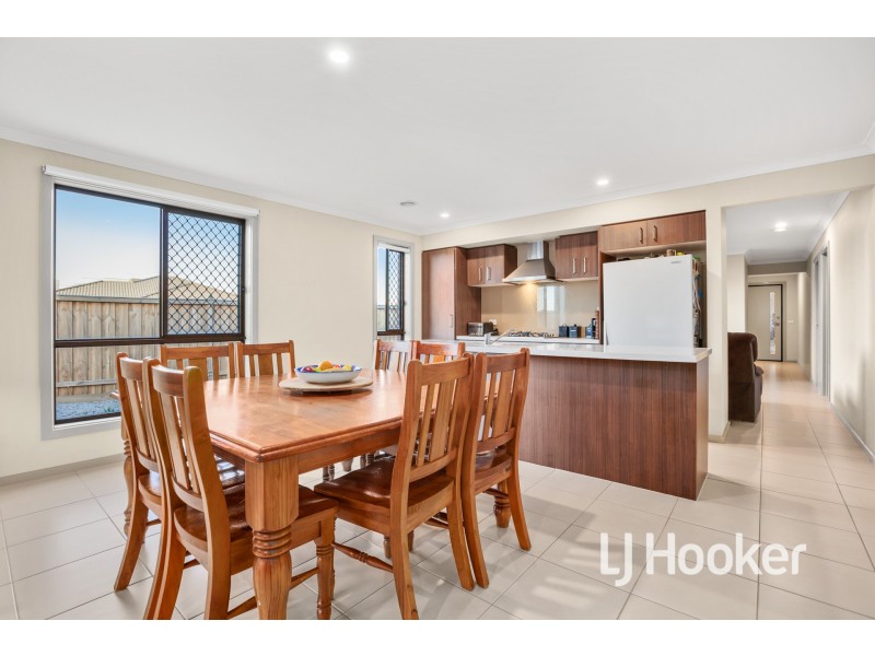 20 Earhart Street, Pakenham VIC 3810