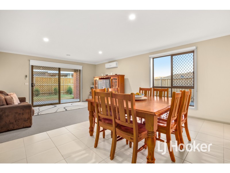 20 Earhart Street, Pakenham VIC 3810