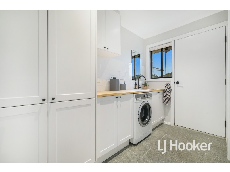 14 Storey Drive, Pakenham VIC 3810