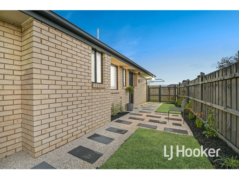 14 Storey Drive, Pakenham VIC 3810