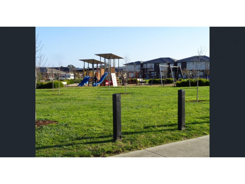 7 Harrison Way, Pakenham VIC 3810