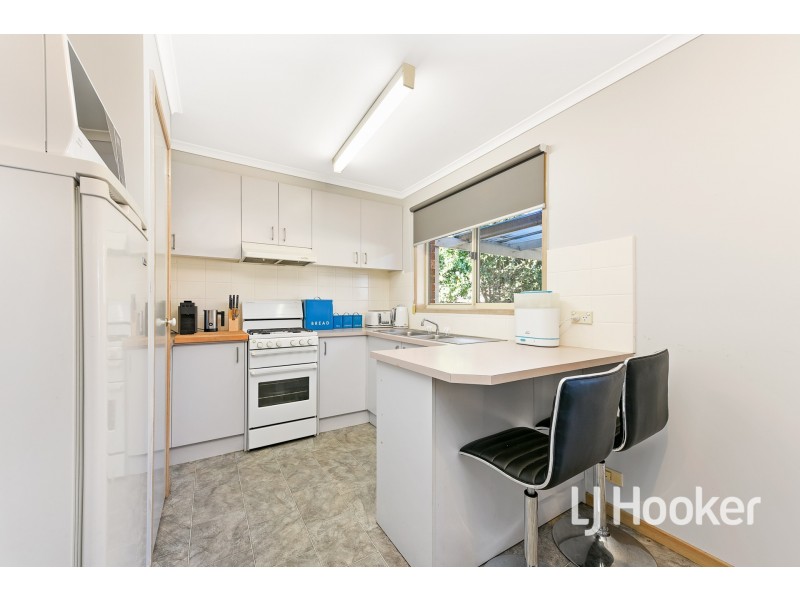 43 Maria Crescent, Pakenham VIC 3810
