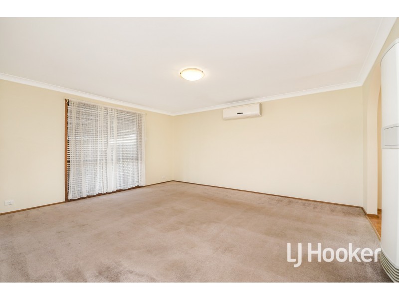 20 Kingston Avenue, Pakenham VIC 3810