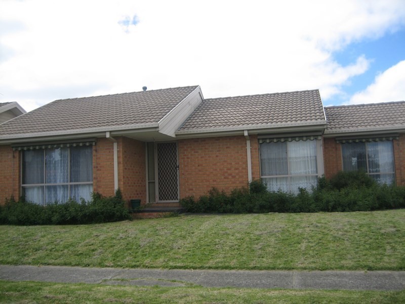29 Collins Crescent, Berwick VIC 3806