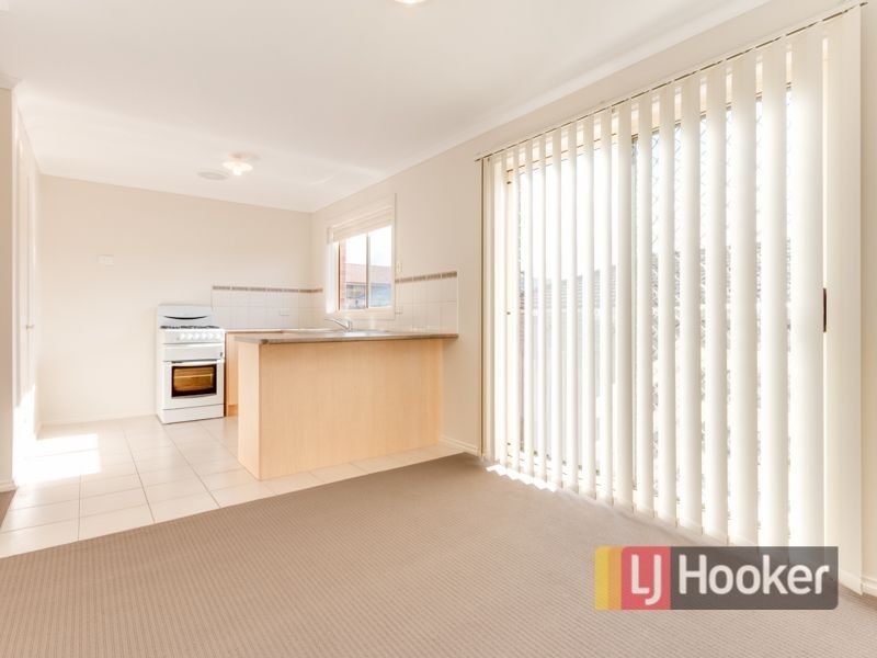 1/5 Glenda Court, Pakenham VIC 3810