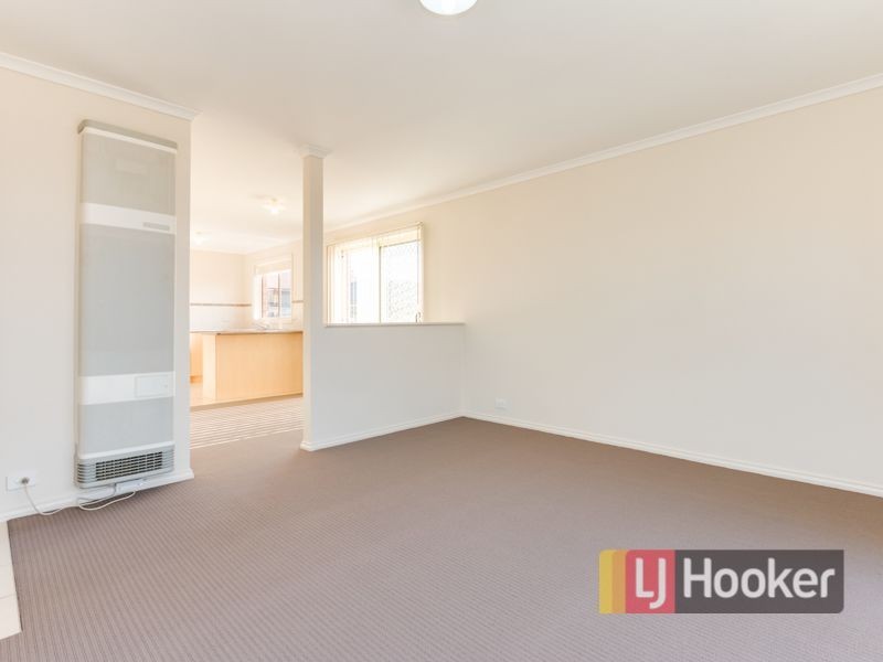 1/5 Glenda Court, Pakenham VIC 3810