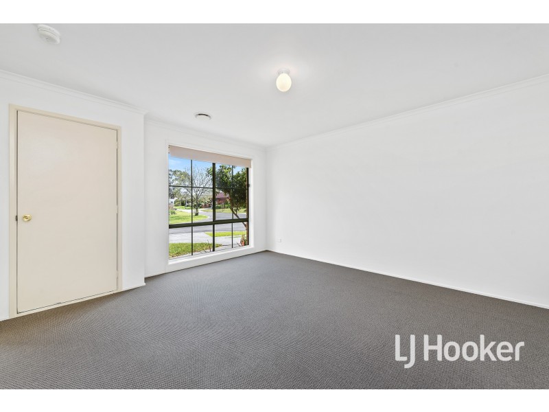 10 Daniel Court, Pakenham VIC 3810