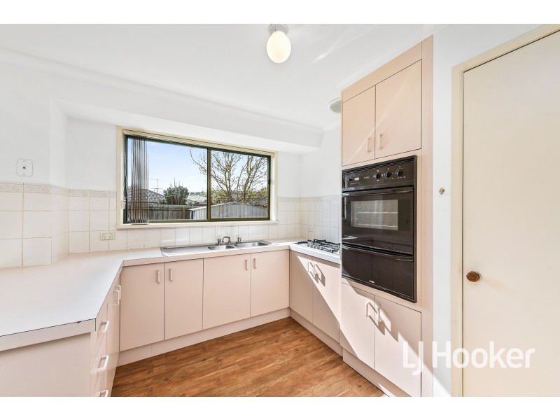 10 Daniel Court, Pakenham VIC 3810