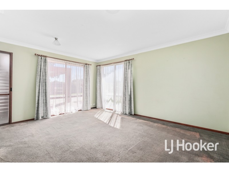 39 Howey Road, Pakenham VIC 3810