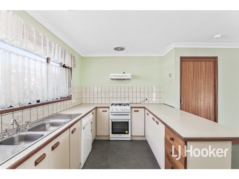 39 Howey Road, Pakenham VIC 3810