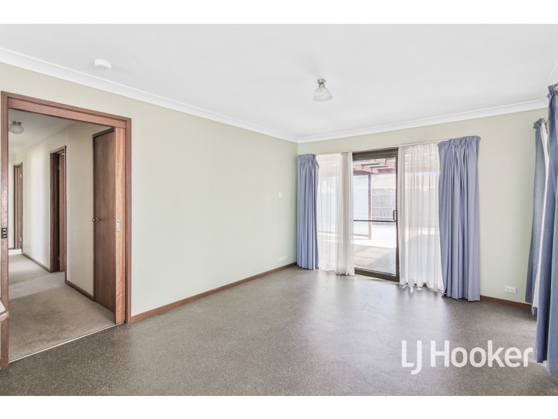 39 Howey Road, Pakenham VIC 3810