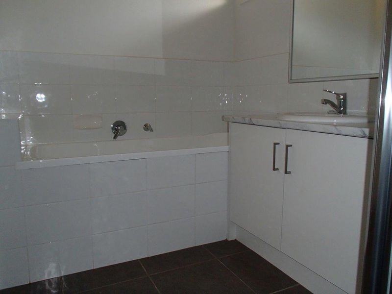 2/14 Hair Court, Beaconsfield VIC 3807