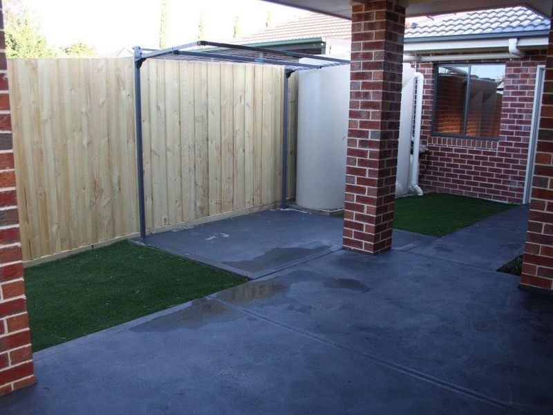 2/14 Hair Court, Beaconsfield VIC 3807