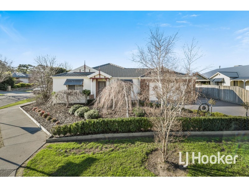 1 Settlers Court, Pakenham VIC 3810