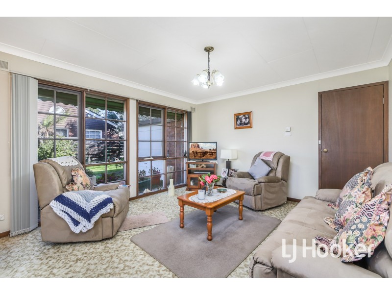 3/24-26 Henry Street, Pakenham VIC 3810