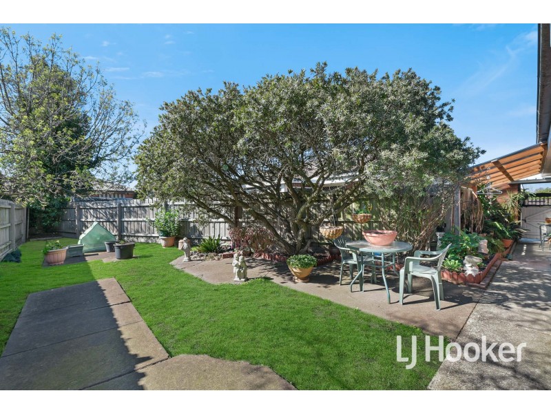 3/24-26 Henry Street, Pakenham VIC 3810