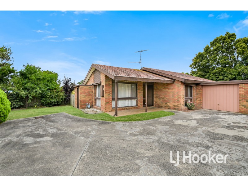 4/23 Princes Highway, Pakenham VIC 3810