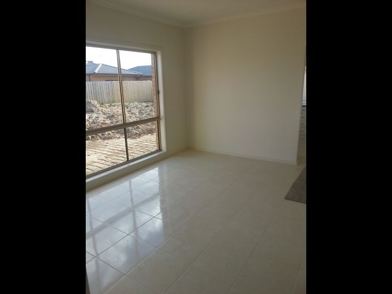 31 Viridian Ave, Officer VIC 3809