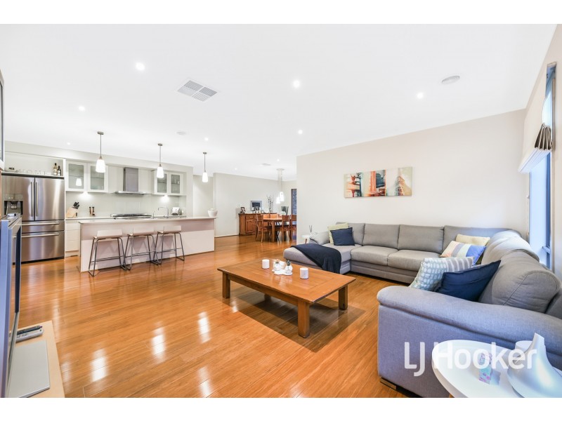 23 Illawarra Way, Pakenham VIC 3810