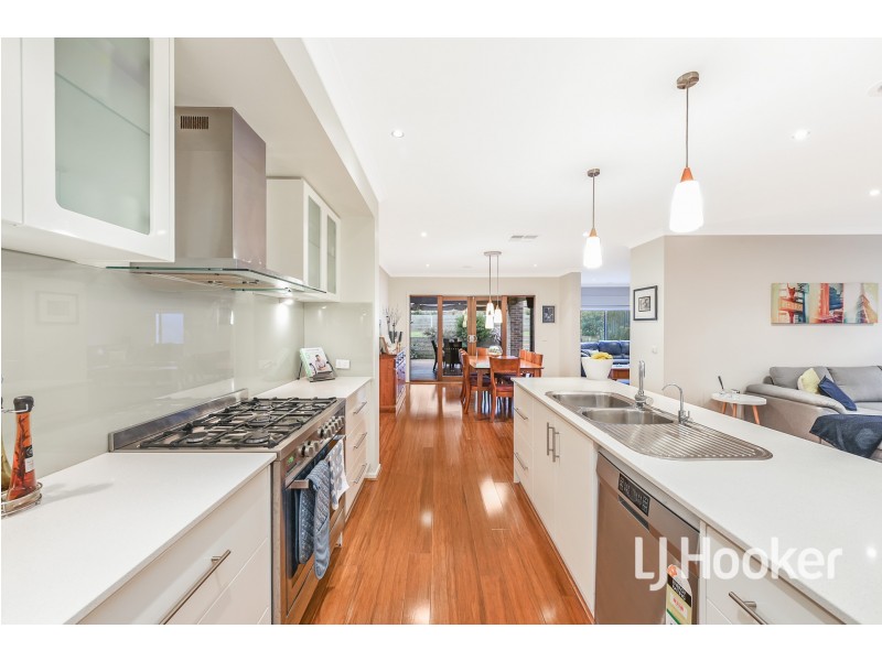 23 Illawarra Way, Pakenham VIC 3810