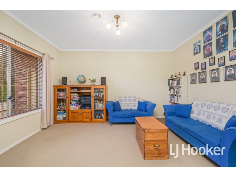 2 Karawun Walk, Pakenham VIC 3810