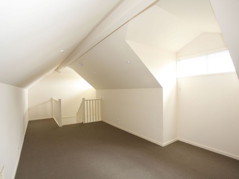 1 Dealbata Lane, Pakenham VIC 3810