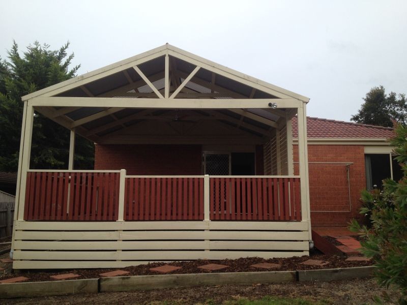 15 Nathan Court, Pakenham VIC 3810