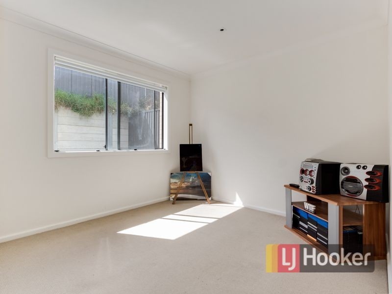 10 Pashia Grove, Pakenham VIC 3810