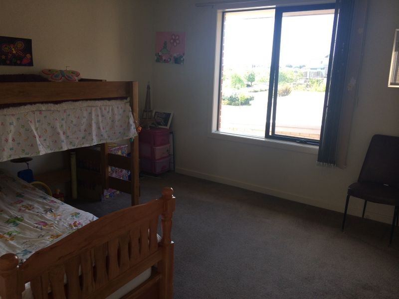 18 Kilburn Place, Pakenham VIC 3810