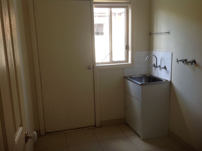 6 Viola Avenue, Pakenham VIC 3810