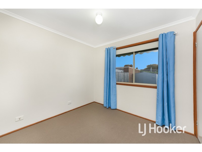 19 Balmoral Way, Pakenham VIC 3810