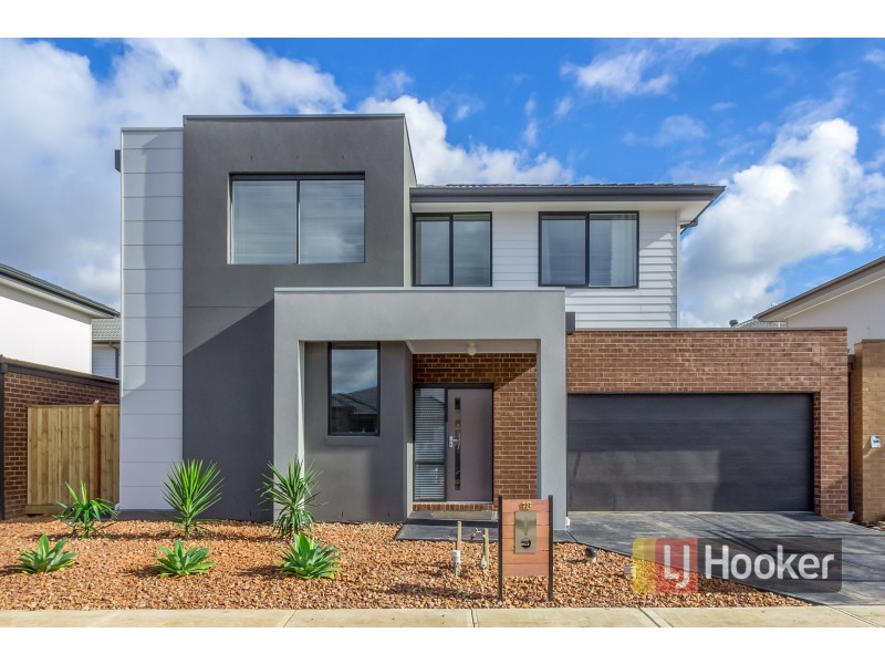 18 Nolan Crescent, Officer VIC 3809