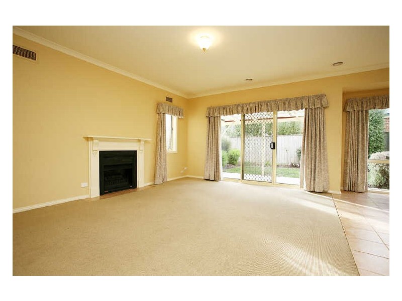 1 Willowbank Pocket, Pakenham VIC 3810