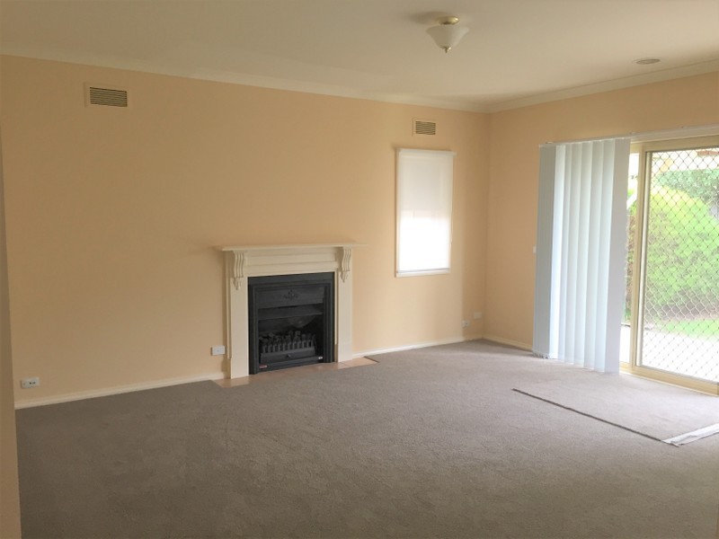 1 Willowbank Pocket, Pakenham VIC 3810