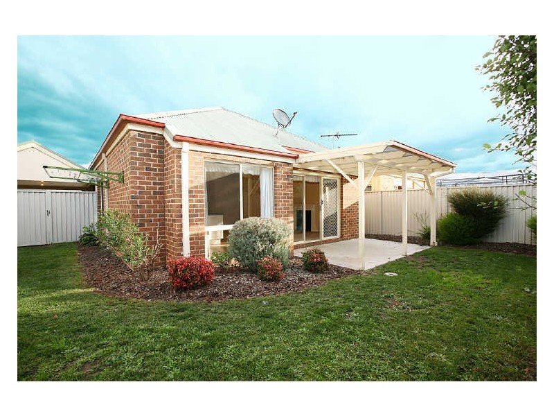 1 Willowbank Pocket, Pakenham VIC 3810