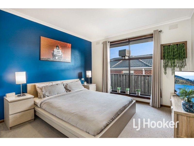 6 Ahern Road, Pakenham VIC 3810