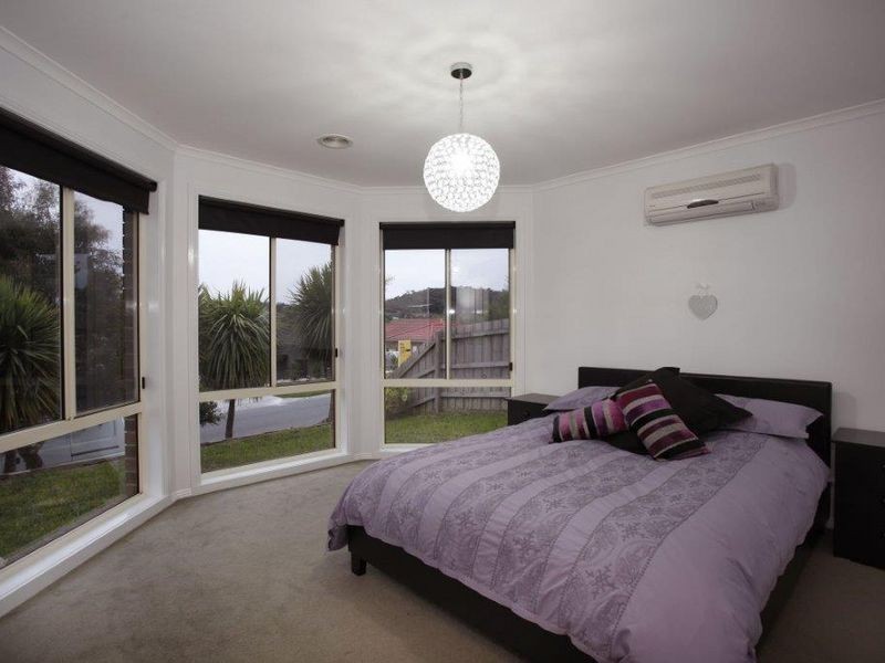 7 Yellowgum Drive, Pakenham VIC 3810