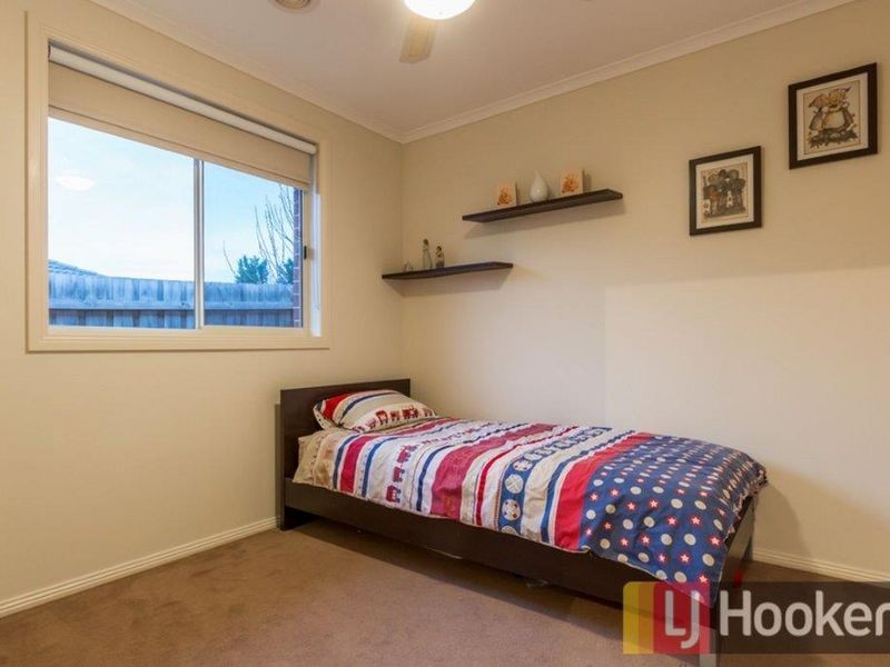 8A Ebony Drive, Pakenham VIC 3810