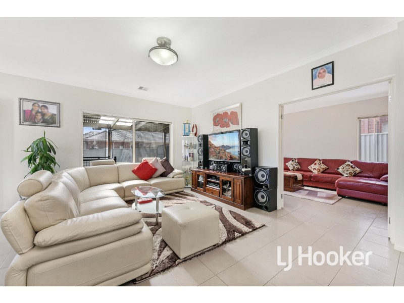 25 Arbour Rise, Pakenham VIC 3810