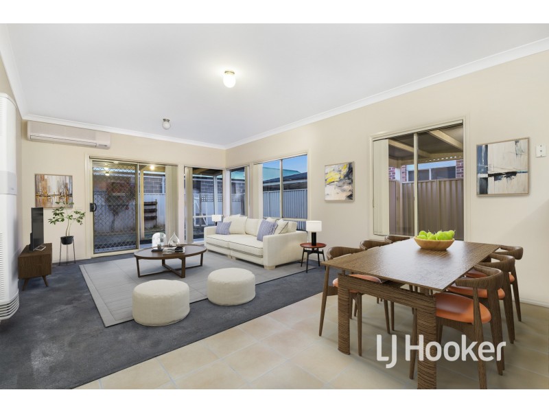 1 Moroka Green, Pakenham VIC 3810