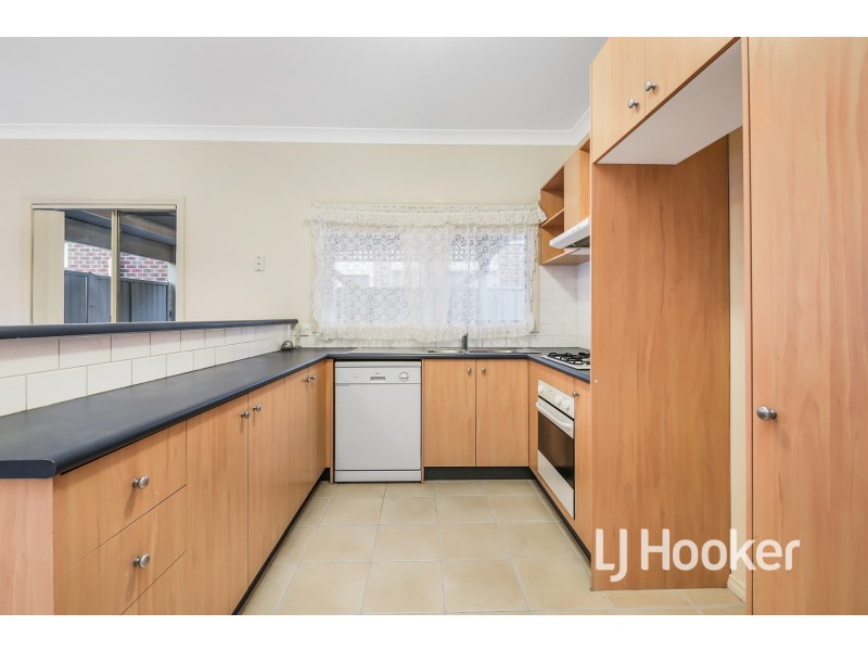 1 Moroka Green, Pakenham VIC 3810