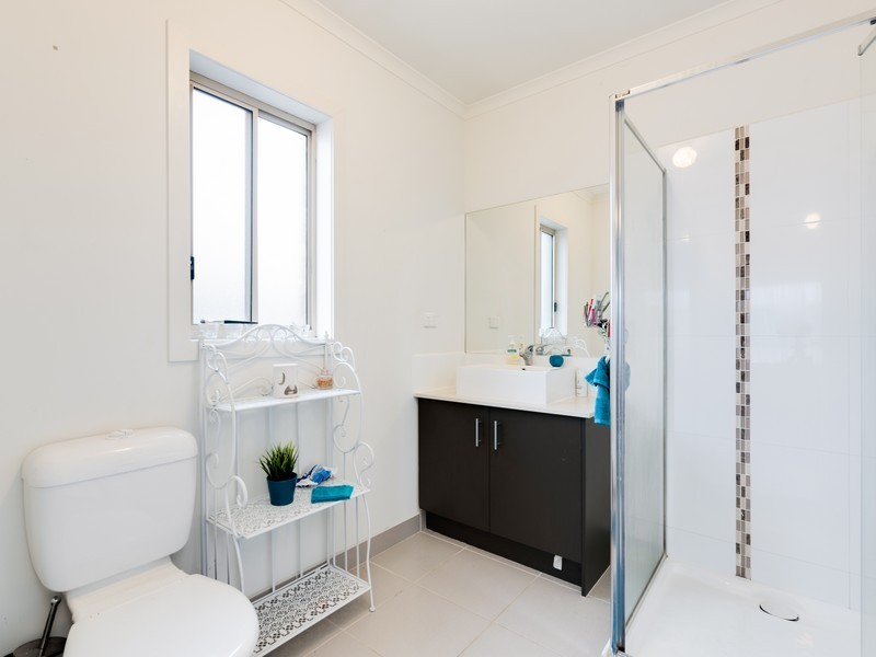 48 Harrison Way, Pakenham VIC 3810