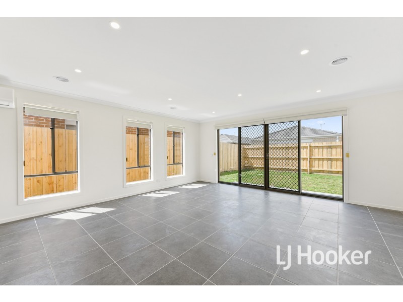 135 Mary Street, Officer VIC 3809