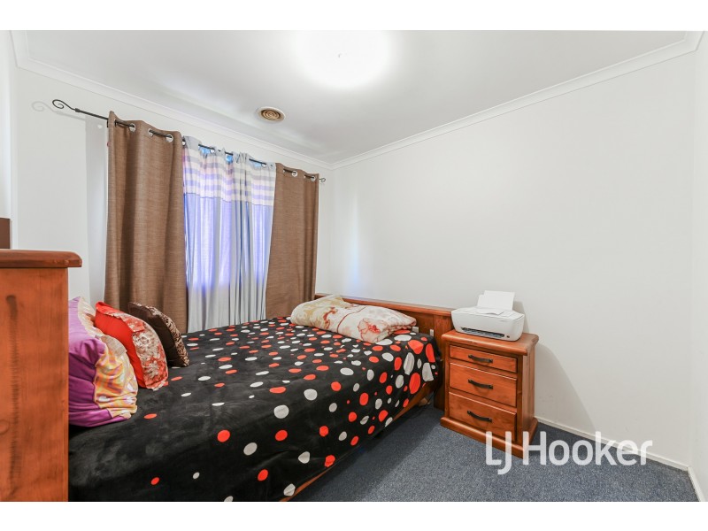 6 Matthews Court, Pakenham VIC 3810