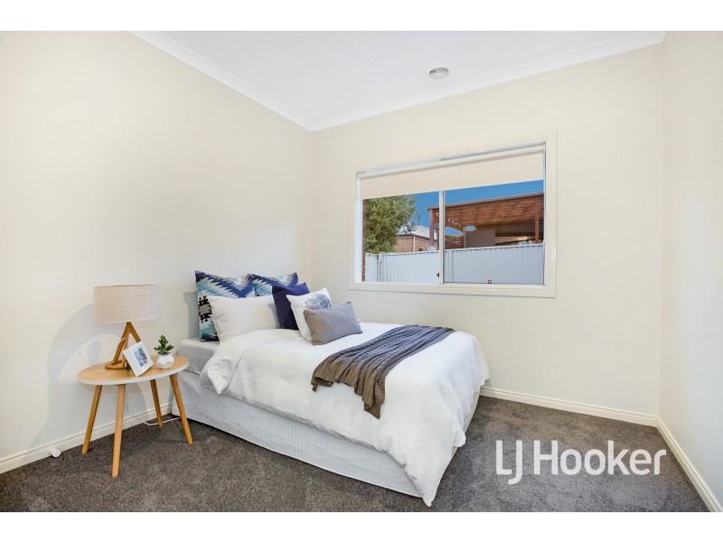 23 St Leonard Way, Pakenham VIC 3810