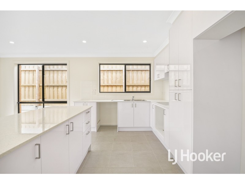 1 Tottenham Way, Officer VIC 3809